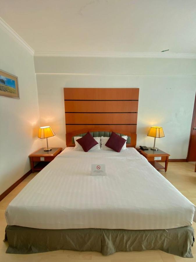 Oriental Crystal Hotel Kajang Dış mekan fotoğraf