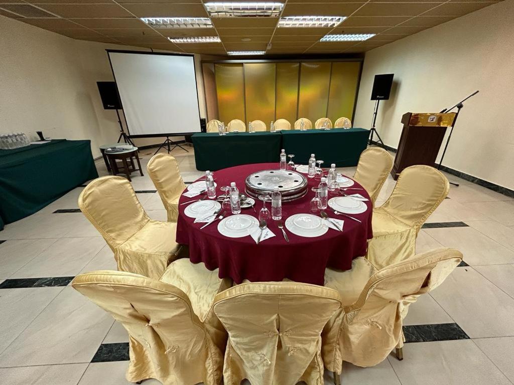 Oriental Crystal Hotel Kajang Dış mekan fotoğraf