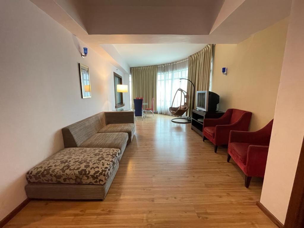 Oriental Crystal Hotel Kajang Dış mekan fotoğraf